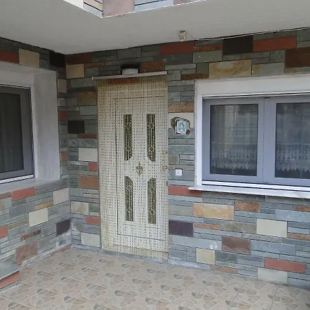 Διαμέρισμα House In The Village *